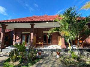Phòng Giường Đôi Nhìn Ra Vườn (Double Room with Garden View)