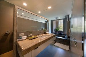 Suite giường đôi (Double Suite)