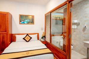 Phòng Đôi Cao Cấp (Superior Double Room)