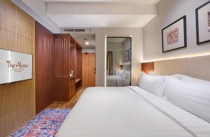 Phòng Deluxe Giường Đôi/2 Giường Đơn (Deluxe Double or Twin Room)