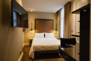 Small Double Room room in Hotel Roemer Amsterdam