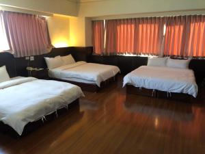 Phòng gia đình với phòng tắm riêng. (Family Room with Private Bathroom)
