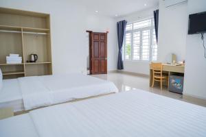 Phòng Gia Đình Có Ban Công (Family Room with Balcony)