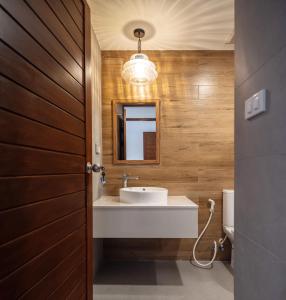 Căn Hộ - Lệch Tầng (Apartment - Split Level)