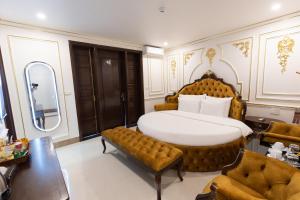 Phòng Có Giường Cỡ King Với Ban Công (King Room with Balcony)