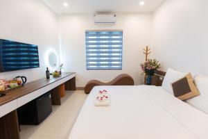 Phòng Tiêu Chuẩn Giường Đôi (Standard Double Room)