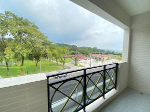 Phòng 4 Người Hạng Tiết Kiệm Với Phòng Tắm Chung (Economy Quadruple Room with Shared Bathroom)