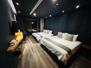 Phòng 4 người Nhìn ra cảnh Núi non (Quadruple Room with Mountain View)