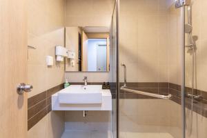 Căn Hộ 2 Phòng Ngủ (Two-Bedroom Apartment)
