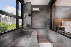 Premier Family, Guest room, 2 Double, City view