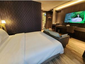 Phòng Giường Đôi Có Ban Công (Double Room with Balcony)