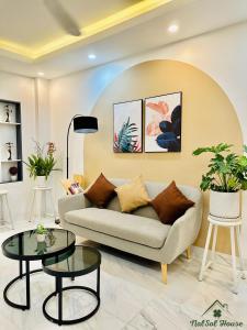 Căn Hộ 2 Phòng Ngủ (Two-Bedroom Apartment)