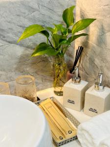 Căn Hộ 2 Phòng Ngủ (Two-Bedroom Apartment)