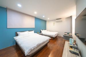 Phòng Tiêu Chuẩn 4 Người (Standard Quadruple Room)
