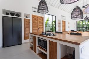 Biệt Thự 3 Phòng Ngủ (Three-Bedroom Villa)