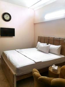 Deluxe Double Room room in Frank Inn Guest House