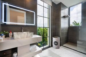 Biệt Thự 3 Phòng Ngủ (Three-Bedroom Villa)