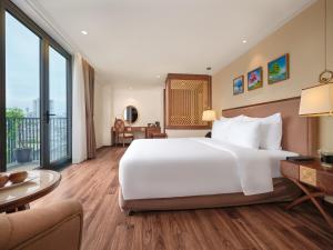 Suite (Suites Room)