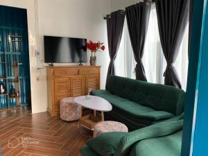 Bungalow - Nhìn Ra Mặt Nước (Bungalow - Water Front )