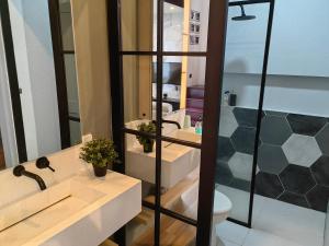 Biệt Thự 3 Phòng Ngủ (Three-Bedroom Villa)