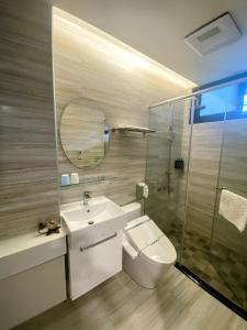 Phòng Giường Đôi Có Phòng Tắm Riêng (Double Room with Private Bathroom)