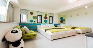 Phòng 4 người nhìn ra vườn (Quadruple Room with Garden View)