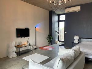 Phòng Có Giường Cỡ King Nhìn Ra Vườn (King Room with Garden View)