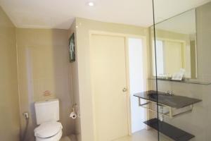 Phòng Giường Đôi Có Ban Công (Double Room with Balcony)
