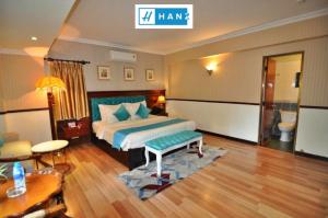 Phòng Đôi Loại Sang (Deluxe Double Room)