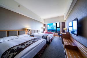 Phòng Gia Đình Hướng Biển (Family Room with Sea View)