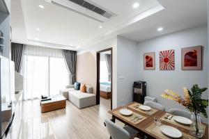 Căn Hộ 2 Phòng Ngủ (Two-Bedroom Apartment)