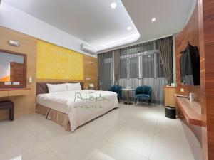 Phòng Deluxe giường đôi có phòng tắm riêng (Deluxe Double Room With Private Bathroom)