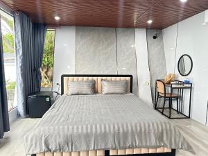 Phòng Giường Đôi có Ban công và Nhìn ra Biển (Double Room with Balcony and Sea View)