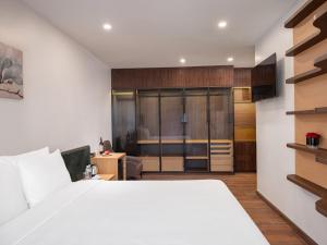 Phòng Deluxe giường đôi có cửa sổ (Deluxe Double Room With Window)