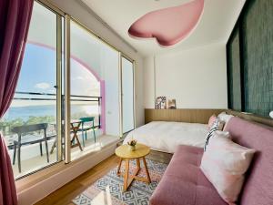 Phòng Giường Đôi có Ban công và Nhìn ra Biển (Double Room with Balcony and Sea View)