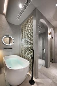 Phòng đôi có thiết kế riêng (Design Double Room)