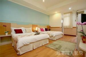 Phòng Tiêu Chuẩn 4 Người (Standard Quadruple Room)