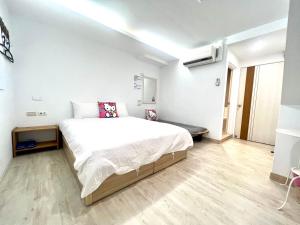 Phòng Giường Đôi Có Phòng Tắm Riêng (Double Room with Private Bathroom)