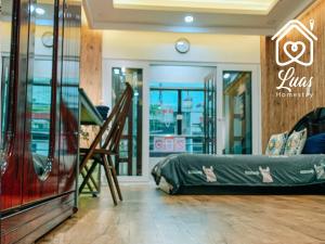 Phòng Deluxe Giường Đôi Có Ban Công (Deluxe Double Room with Balcony)