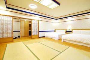 Phòng dành cho 6 người (Room for 6)