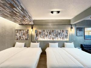 Phòng Cổ Điển Cho 4 Người (Classic Quadruple Room)