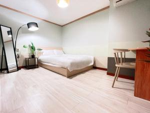 Phòng sang trọng 4 người (Luxury Quadruple Room)