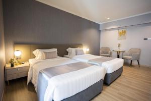 Premier Double or Twin Room room in Sd Avenue Hotel