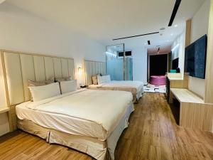 Phòng Deluxe 4 Người (Deluxe Quadruple Room)