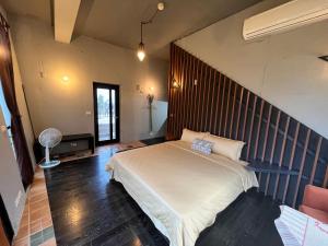 Phòng Tiêu Chuẩn Giường Đôi (Standard Double Room)