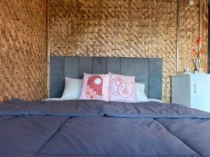 Phòng Deluxe Giường Đôi Có Ban Công (Deluxe Double Room with Balcony)