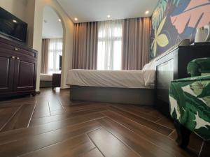 Suite Gia Đình Có Ban Công (Family Suite with Balcony)