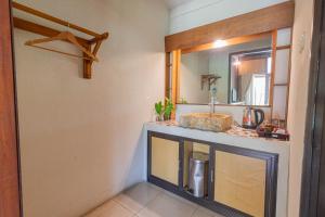 Phòng 2 Giường Đơn Nhìn Ra Khu Vườn (Twin Room with Garden View)