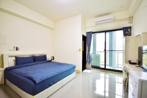 Phòng Giường Đôi Có Ban Công (Double Room with Balcony)