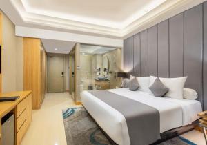 Phòng Deluxe giường King - Không hút thuốc (Deluxe King Room - Non-Smoking)